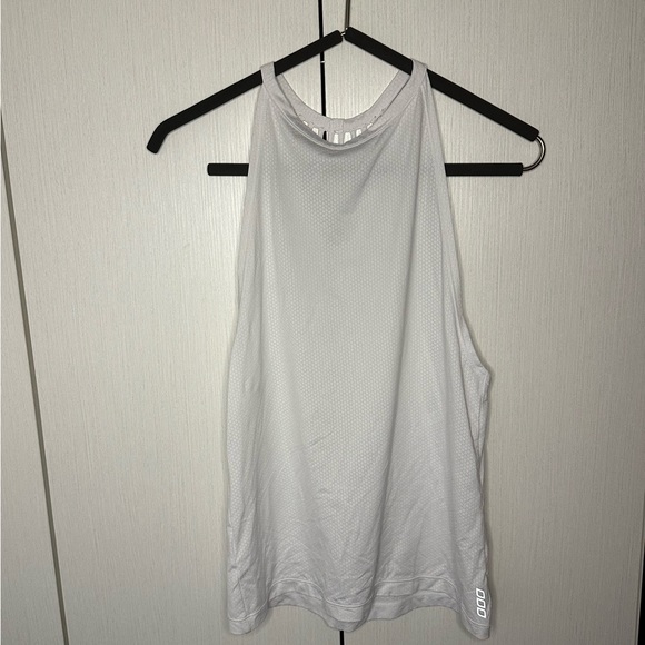 Strappy back Lorna Jane women’s workout tank EUC - Picture 1 of 2